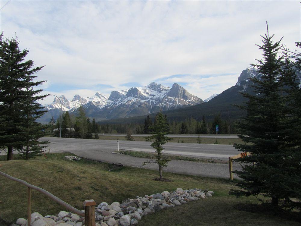 Inn Of The Rockies Κάνμορ Εξωτερικό φωτογραφία