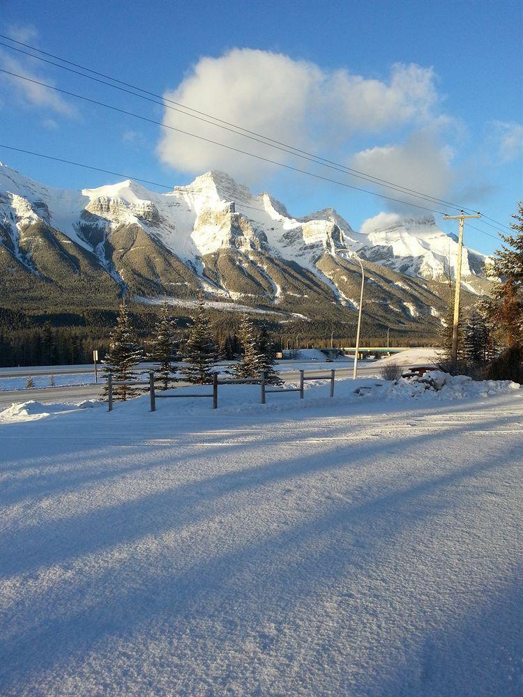 Inn Of The Rockies Κάνμορ Εξωτερικό φωτογραφία